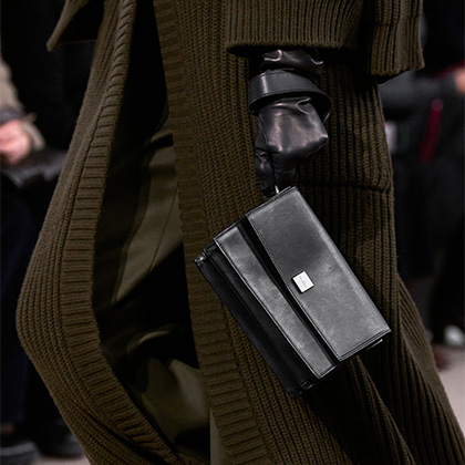 Medium-length nappa leather gloves, black | Max Mara